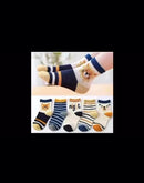 Meia infantil Menino ou menina 0 A 10 Anos Ótima Qualidade e Confortável.