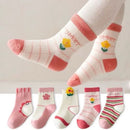 Meia infantil Menino ou menina 0 A 10 Anos Ótima Qualidade e Confortável.